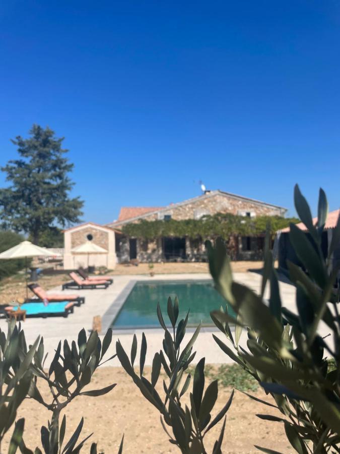 فندق Les Mazets Du Pas Gréoux-les-Bains المظهر الخارجي الصورة