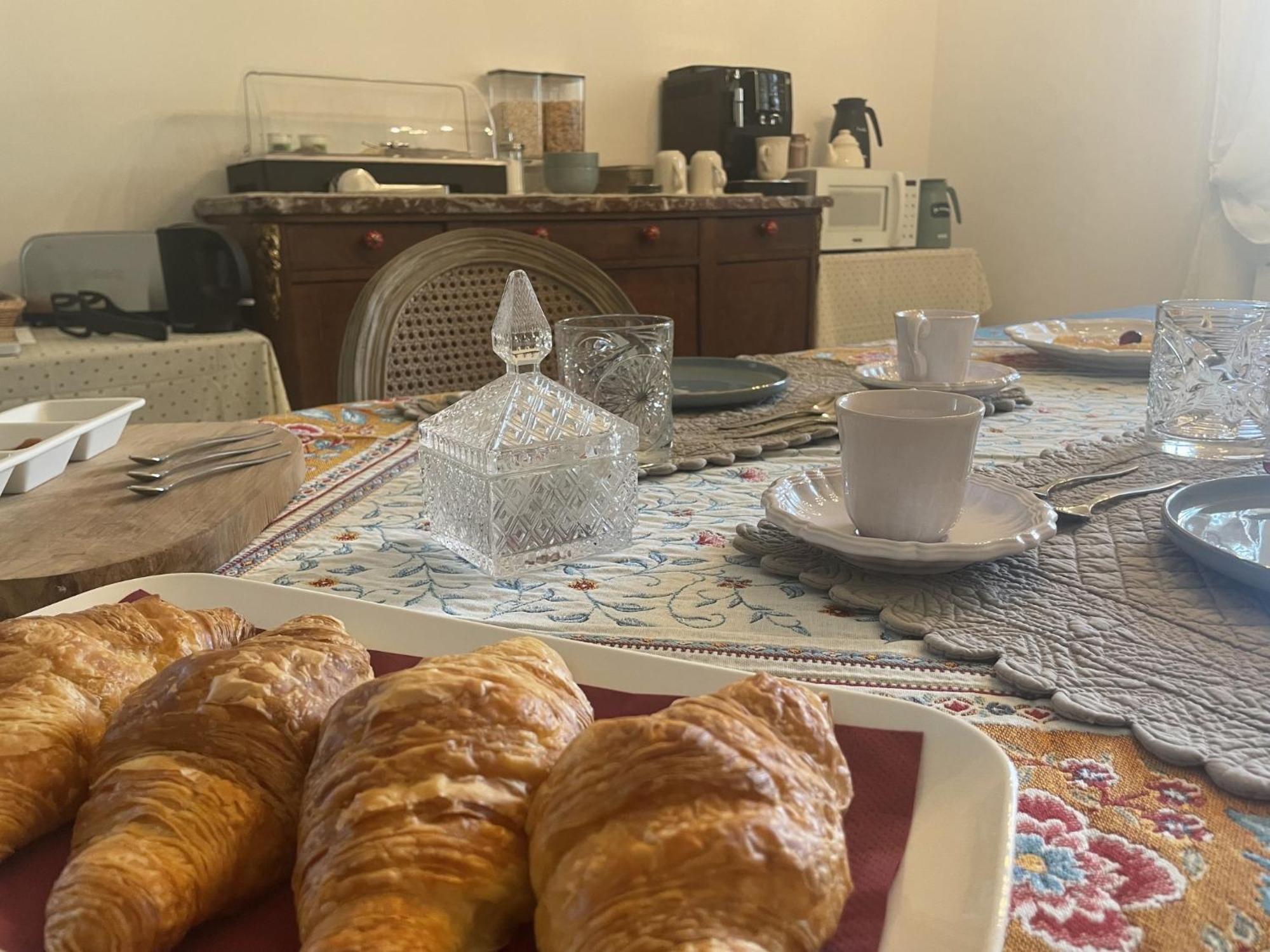فندق Les Mazets Du Pas Gréoux-les-Bains المظهر الخارجي الصورة